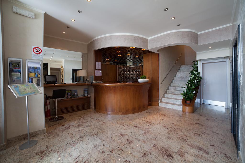 Albergo Miralago Verbania Ngoại thất bức ảnh