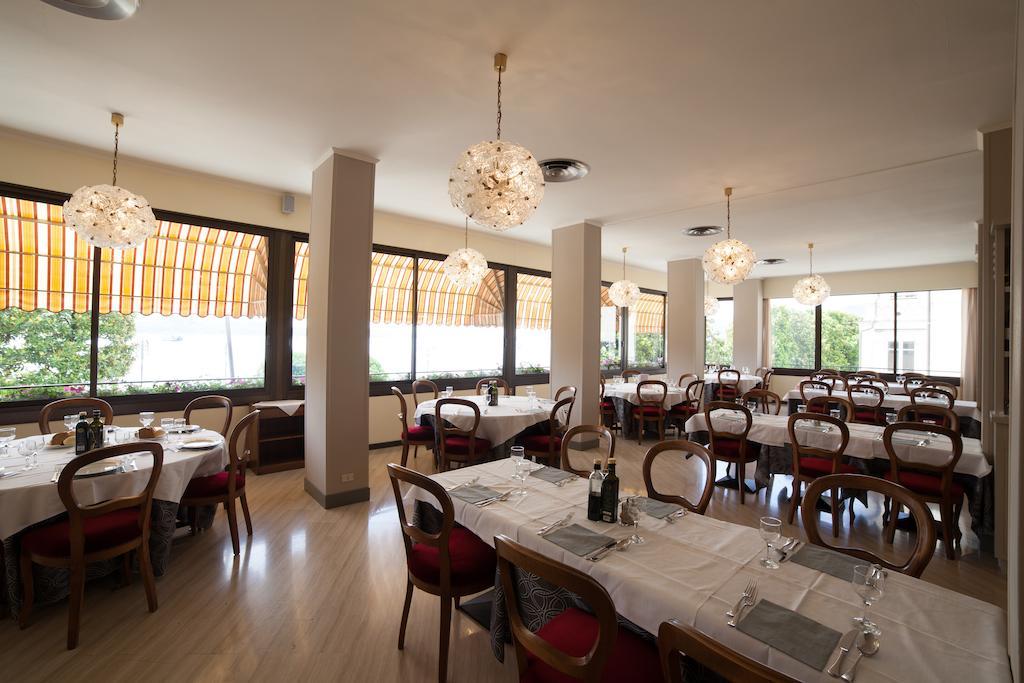 Albergo Miralago Verbania Ngoại thất bức ảnh