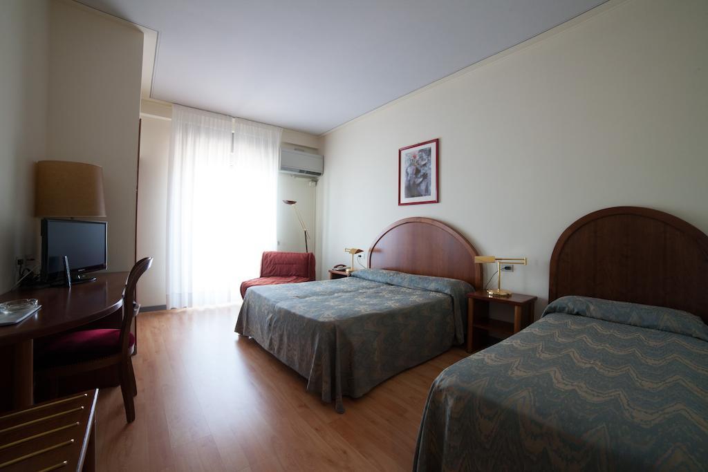 Albergo Miralago Verbania Phòng bức ảnh